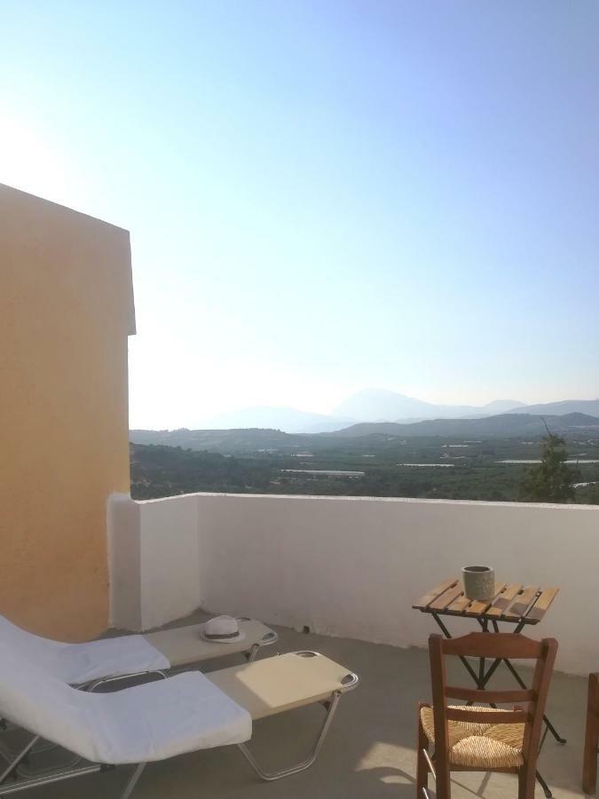 Serenity View - Traditional Village Apartment Kouses Eksteriør billede